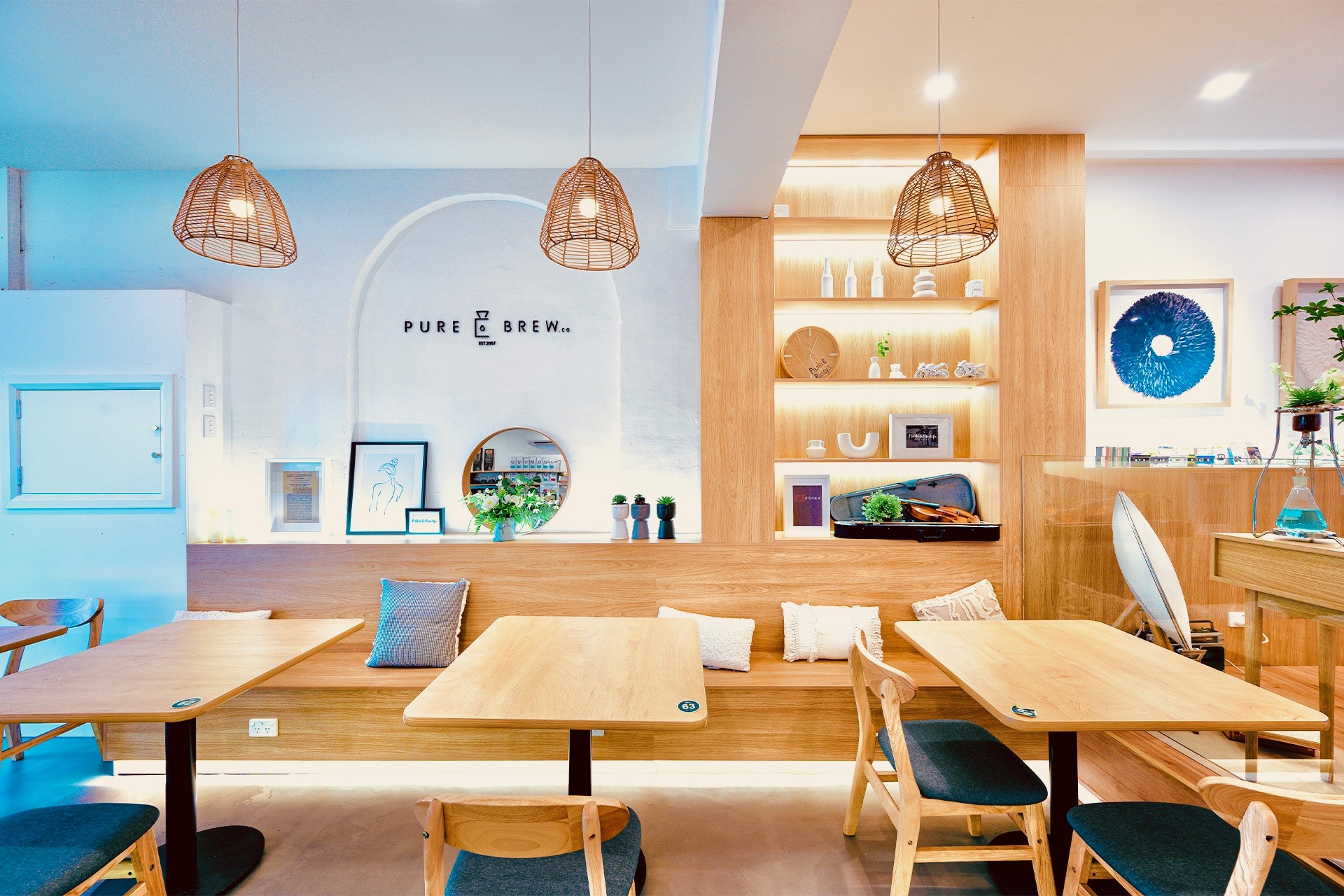 Pure Brew & Co. Gordon Interior